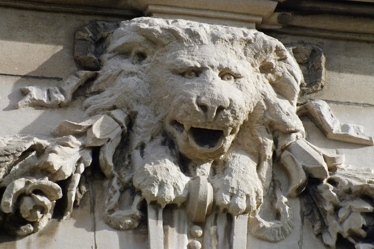 Iowa House passes tuition freeze, penalties for private schools with DEI programs, continuing education limits