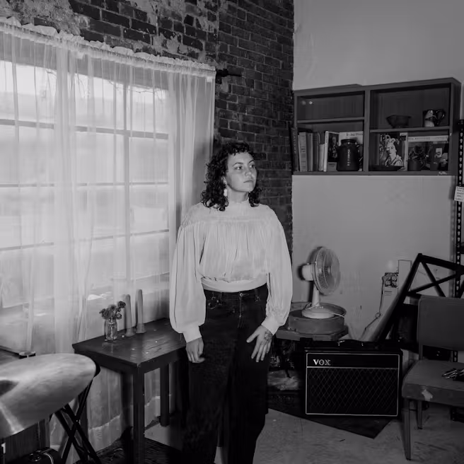 VERA DEVORAH w/MOMMY PLANET & FLUORESCENT TOMBS