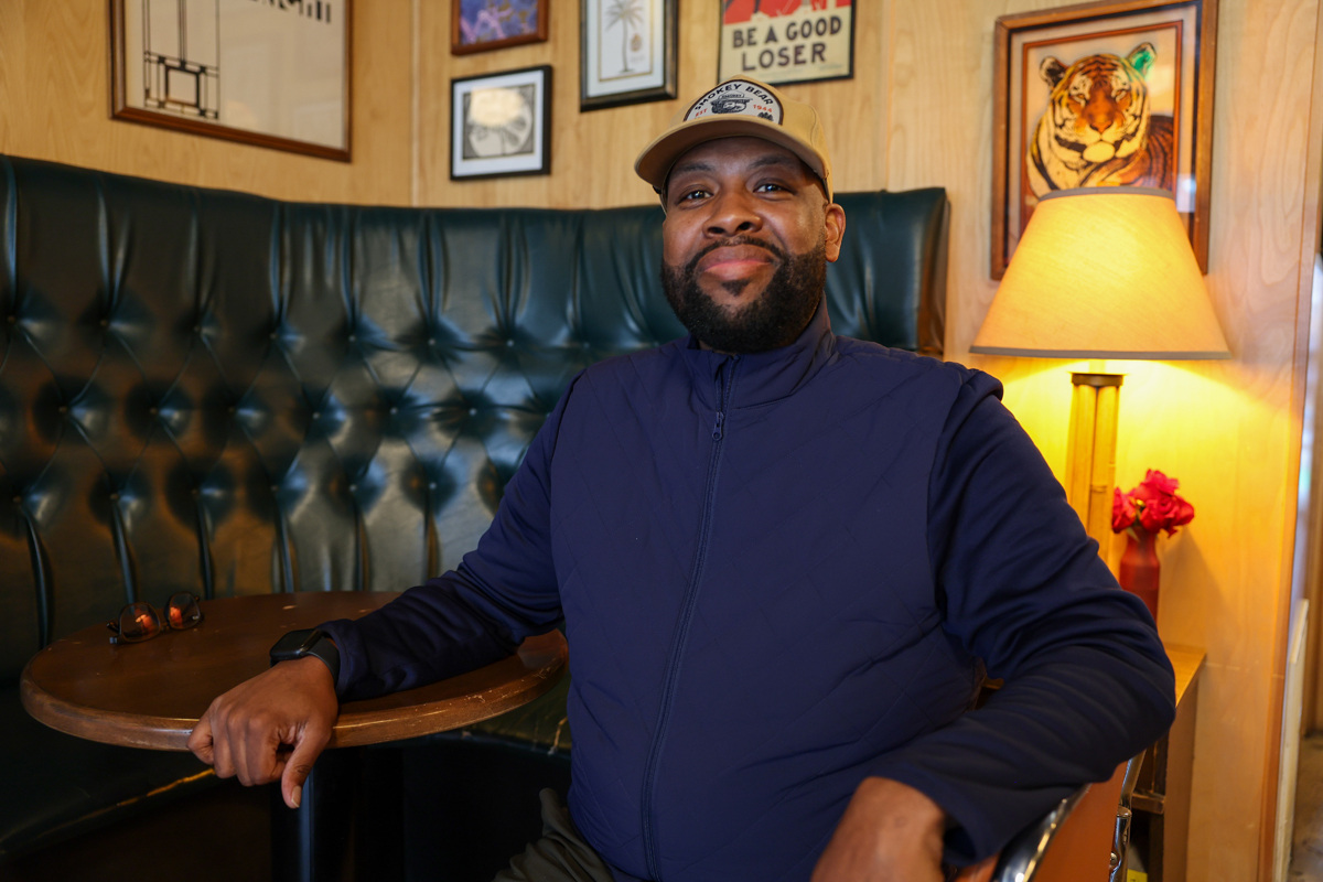 Dante Powell hosts one of Iowa’s hottest comedy shows: ‘I’m not bootlicking, I’m not tip-toeing. I am who I am’