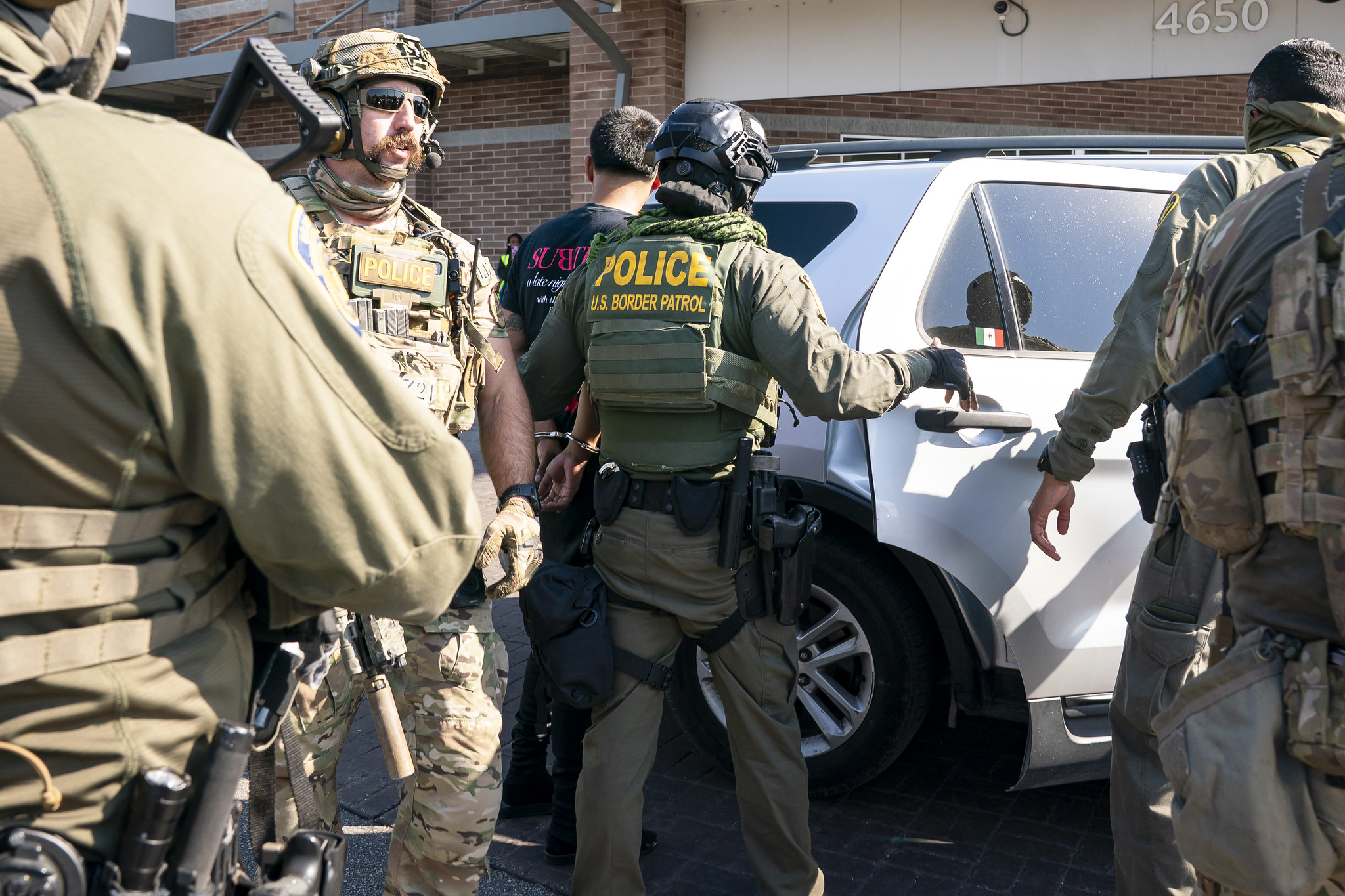 ICE accused of maliciously staging a ‘sham’ hearing for Iowa detainee denied bond