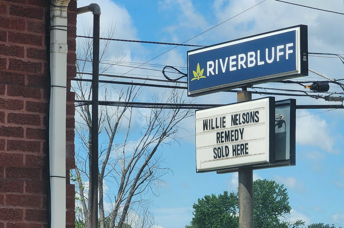 Where the grass is greener: 10 dispensaries just over the border in Illinois