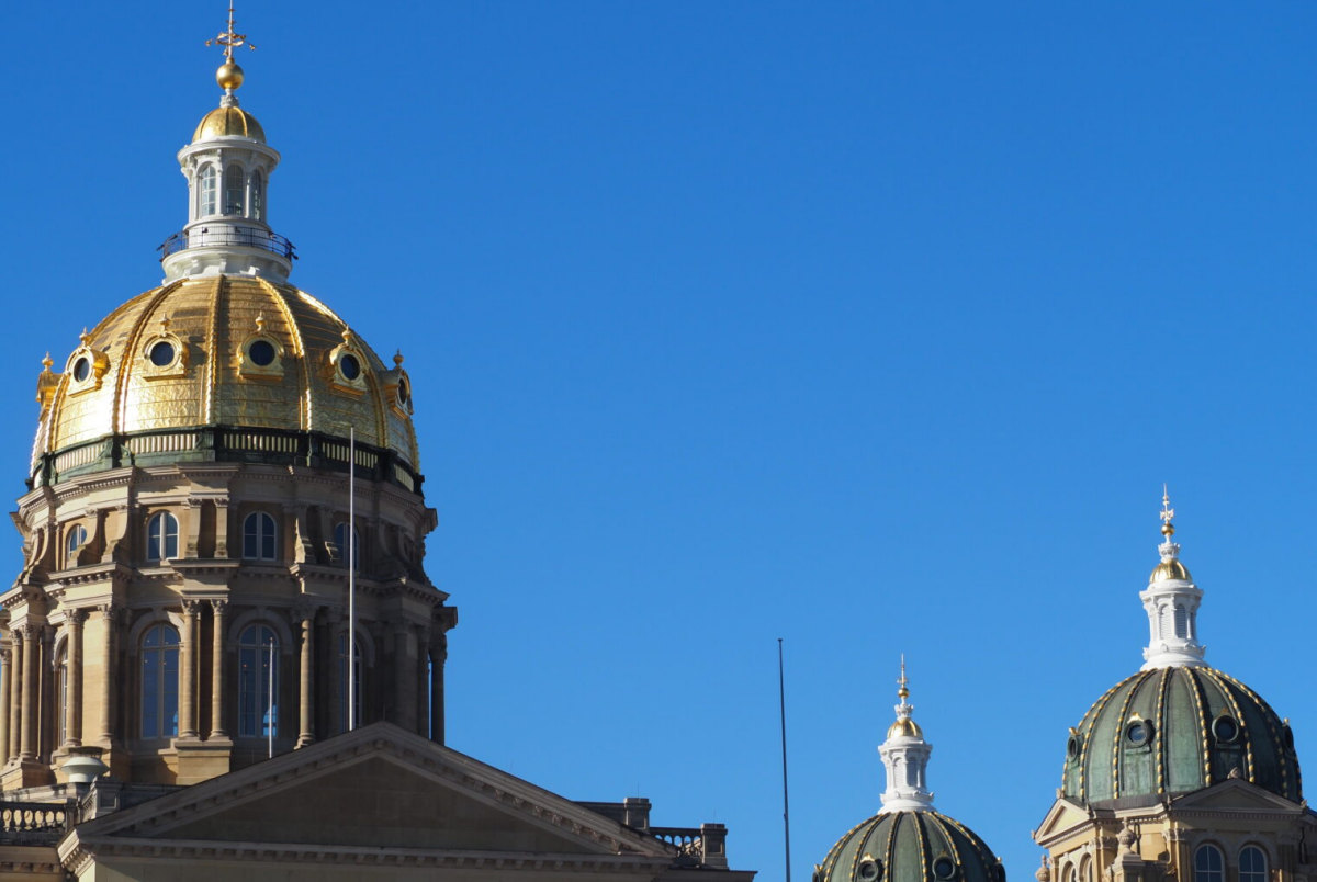 Iowa Legislature hits 100th day with major issues still unresolved; Democratic opposition defeats Reynolds nominees for HHS and Board of Education